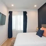 1 5 Miles To Broadway Rooftop Deck W Views Holiday home *