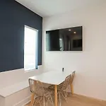 1 5 Miles To Broadway Rooftop Deck W Views Holiday home *