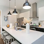 1 Mile To Downtown 4br 4ba W Rooftop Deck Holiday home Nashville