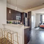 Lofts At 30th - 2 Floor Units Holiday home