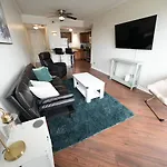 Traveling Nurses And Professionals Parking Included Pet Friendly Downtown