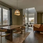 Luxury Townhome! Rooftop-game Room! Near Broadway!