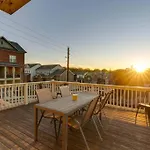 Historic Pet-friendly Near Broadway W Fire Pit