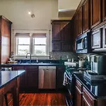 Holiday home Historic Pet-friendly Near Broadway W Fire Pit