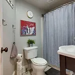Historic Pet-friendly Near Broadway W Fire Pit