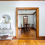 Holiday home Prime Location In 12south, Walkable To Shopping & Dining Nashville