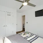 Location Matters - Parking - Entertainment Holiday home