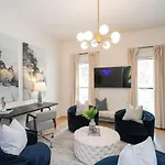 Summer End Sale Prime Location Holiday home