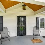 Modern Nashville Vacation Home About 3 Mi To Downtown!