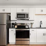 Vibes- Stay, Play, And Relax Unit 5b Apts Apartment *