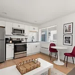 Vibes- Stay, Play, And Relax Unit 5b Apts