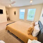Holiday home 3br Game Sleeps 10 Near Opry & Broadway *