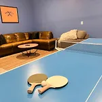 5 Min To Broadway Game & Ping-Pong Parking