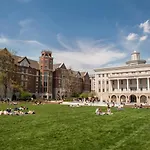 Rooftop Deck Firepit And Garage Walk To 12 South And Restaurants