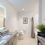 Great Location 1 Bedroom Sleeps 4 Holiday home Nashville