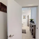 Holiday home Great Location 1 Bedroom Sleeps 4 Nashville