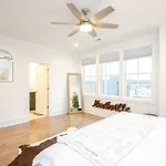 Spacious Home W Rooftop Deck And Mural! 10 Min 2 Dt