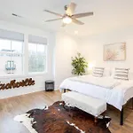 Spacious W Rooftop Deck And Mural! 10 Min 2 Dt *