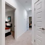 Elegant Townhouse Near Broadway *