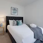 Ten Minutes To Broadway Stylish Gated Townhome