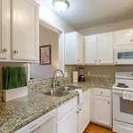 Bright And Fresh Large Backyard Minutes To Broadway Holiday home Nashville