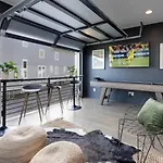 Stunning West End Walkable Area * Nashville