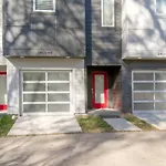 Relaxing Urban Escape Minutes To Downtown