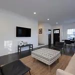 Luxurious Townhome Music City Group Retreat