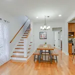 Vibrant Trendy Two Bedroom Near Marathon Village Nashville