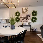 Superstar Ultra Luxury Minutes To Downtown Nashville