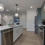 Holiday home Premier Townhome East Minutes Downtown Nashville