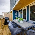 Nations Elegance Rooftop And Private Patio
