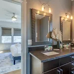 Cleveland Park Charmer- Full Kitchen- Private Yard Holiday home *