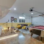 Spacious And Modern 2 Rooftops Stage Games And Nashville