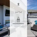 West End Wonder - Rooftop Lounge - Shuffleboard Holiday home Nashville