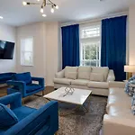 Two Townhomes - Hot Tubs And Rooftop Balconies