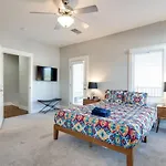 Experience Broadway - Min 2 Broadway & Restaurants *