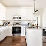 Hart Suite Buyout 5 By Avantstay Two Town House Buyout W Modern Amenities In Nashville