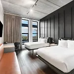 Waymore\'S Guest House & Casual Club