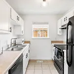 Perfect Sleep 20 Downtown 10 Queen Beds * Nashville