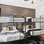 24k Escape - Rooftop Oasis, 3 Miles To Broadway! Nashville