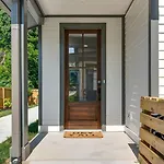 Modern East Retreat, Walk To Local Faves, Cozy Living Space, Smart Tvs & Fast Wifi, Full Kitchen, Garage & Workspace, Steps To Mas Tacos & Rosepepper, 10 Min To Broadway & Nissan Stadium, 24 Hr Hospitality Holiday home