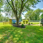 Quiet Old Hickory Home Rental With Deck