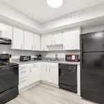 Brentwood U5 I Cozy & Comfy I 2Bd I Free Parking