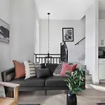 The Camellia & The Bluestem - Two Four Bedroom Homes *
