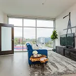 5m412- Sophisticated 1br Nashville