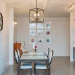 5m412- Sophisticated 1br