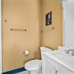 Chic Oasis 2 Miles From Dt - Pool Table - B-dashy * Nashville