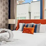 Chic Oasis 2 Miles From Dt - Pool Table - B-dashy Nashville