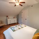 Cozy East Nash W Big Yard Holiday home